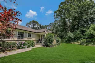 47 Sherwood Gate, Oyster Bay, NY 11771 - Photo 35