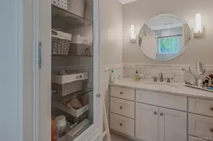 47 Sherwood Gate, Oyster Bay, NY 11771 - Photo 25