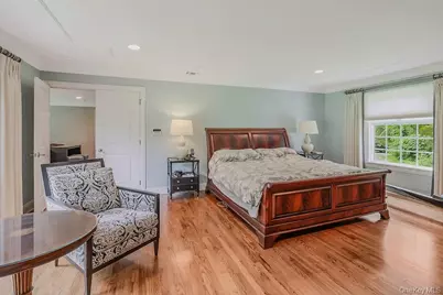 47 Sherwood Gate, Oyster Bay, NY 11771 - Photo 13