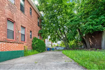 137-06 Bedell Street, Springfield Gardens, NY 11413 - Photo 15