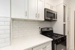 1970 E Tremont Ave, Bronx, NY 10462 - Photo 9