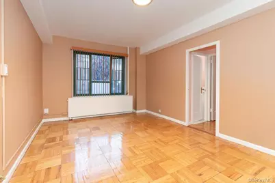 1970 E Tremont Avenue #1C, Bronx, NY 10462 - Photo 5