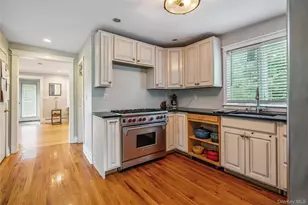 17 Tulip Rd, Rocky Point, NY 11778 - Photo 9