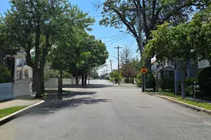 138-34 247th St, Rosedale, NY 11422 - Photo 3