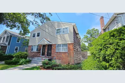 13834 247th Street, Rosedale, NY 11422 - Photo 9