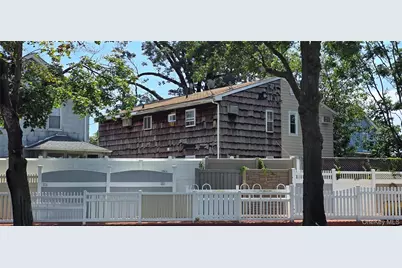 13834 247th Street, Rosedale, NY 11422 - Photo 17