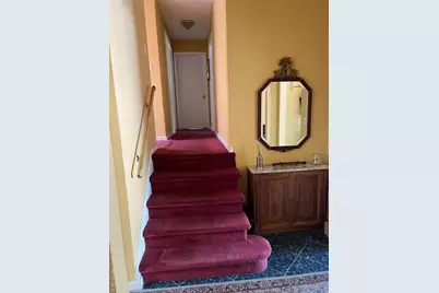 24914 Cambria Ave Avenue, Little Neck, NY 11362 - Photo 3