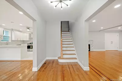 15 Shepherd Street, Rockville Centre, NY 11570 - Photo 11