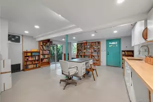 47 Mountainview Dr, Tomkins Cove, NY 10986 - Photo 21