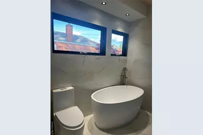 5918 Delafield Avenue, Bronx, NY 10471 - Photo 19