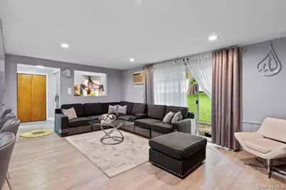 18 Nursery Road, Melville, NY 11747 - Photo 5