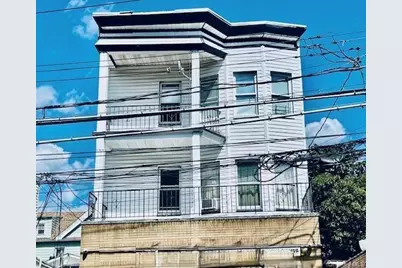 137 Lake Avenue, Yonkers, NY 10703 - Photo 1