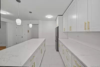 2107 Wallace Avenue #4G, Bronx, NY 10462 - Photo 3