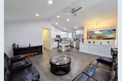 187 Carleton Drive E, Shirley, NY 11967 - Photo 5