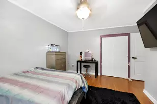 946 Balcom Ave, Bronx, NY 10465 - Photo 9