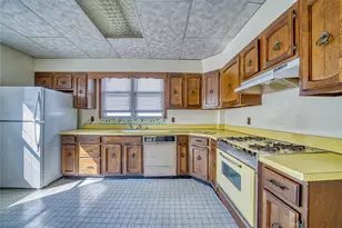 25 Lexington Ave, New York, NY 10302 - Photo 9