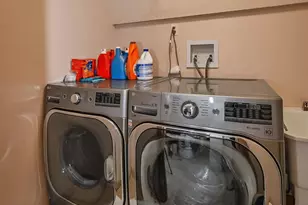 147-11 Jewel Ave, Kew Gardens, NY 11367 - Photo 21