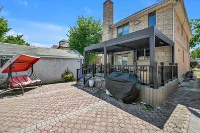 147-11 Jewel Avenue, Kew Gardens, NY 11367 - Photo 23