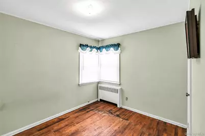 22 Robert Drive, Huntington, NY 11743 - Photo 17