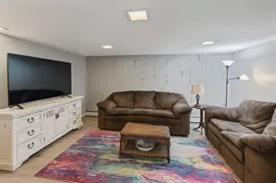 60 Wheatfield Ln, Commack, NY 11725 - Photo 23