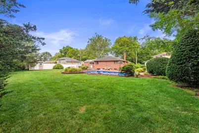 60 Wheatfield Lane, Commack, NY 11725 - Photo 29