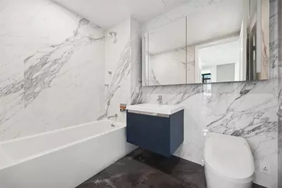 38-20 Parsons Boulevard #322, Flushing, NY 11354 - Photo 25