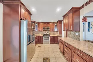 34 Harlem Ave, Medford, NY 11763 - Photo 13