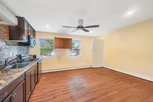 34 Harlem Ave, Medford, NY 11763 - Photo 19