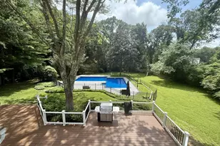 7 Northwood Ct, Dix Hills, NY 11746 - Photo 27