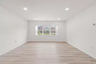 Apt A 2-22 Constitution Pl, College Point, NY 11356 - Photo 17