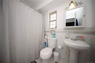 57-12 153th St, Flushing, NY 11355 - Photo 9