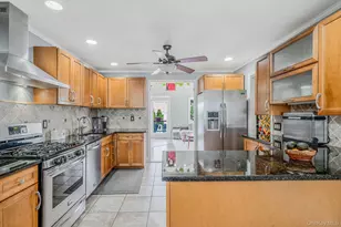 43 Ranch Dr, Shirley, NY 11967 - Photo 7