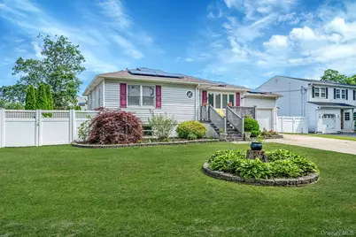 43 Ranch Drive, Shirley, NY 11967 - Photo 3