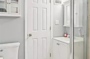 4 Poplar Ave, Stony Brook, NY 11790 - Photo 9