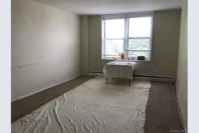 54-40 Little Neck Parkway #4M, Little Neck, NY 11362 - Photo 11