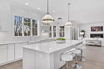 211 Bedford Road, Chappaqua, NY 10514 - Photo 11