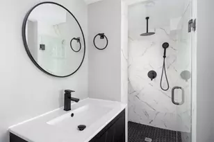 38 Bradford Ln, Bethpage, NY 11714 - Photo 15