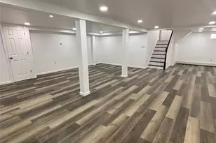 868 Oliver Ave, Westbury, NY 11590 - Photo 43