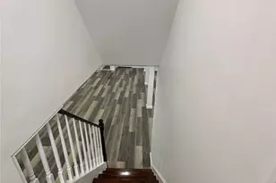 868 Oliver Ave, Westbury, NY 11590 - Photo 35