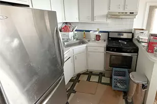 24-65 38th St, Astoria, NY 11103 - Photo 5