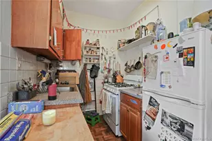 60-46 Putnam Ave, Ridgewood, NY 11385 - Photo 23