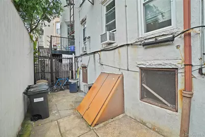 6046 Putnam Avenue, Ridgewood, NY 11385 - Photo 37