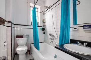 60-46 Putnam Ave, Ridgewood, NY 11385 - Photo 11