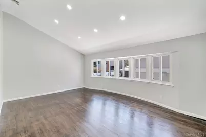 3058 Susan Road, Bellmore, NY 11710 - Photo 9