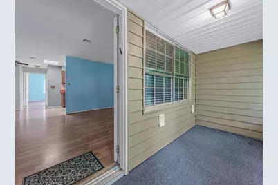 195 E Newcastle Court, Ridge, NY 11961 - Photo 3