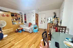 138-70 Elder Ave, Flushing, NY 11355 - Photo 9