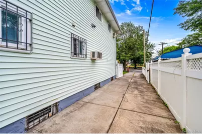 132-20 Farmers Boulevard, Saint Albans, NY 11434 - Photo 19