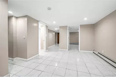 132-20 Farmers Boulevard, Saint Albans, NY 11434 - Photo 17