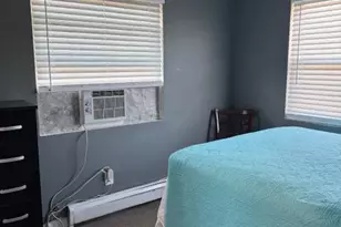 137-45 Bedell St, Jamaica, NY 11413 - Photo 7