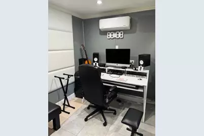 137-45 Bedell Street, Jamaica, NY 11413 - Photo 13